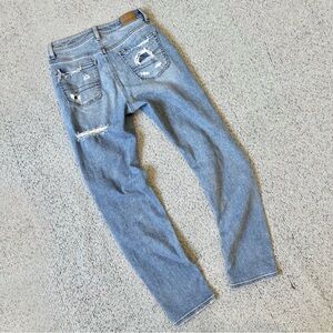 American Eagle Blue Distressed Jeans Size 0